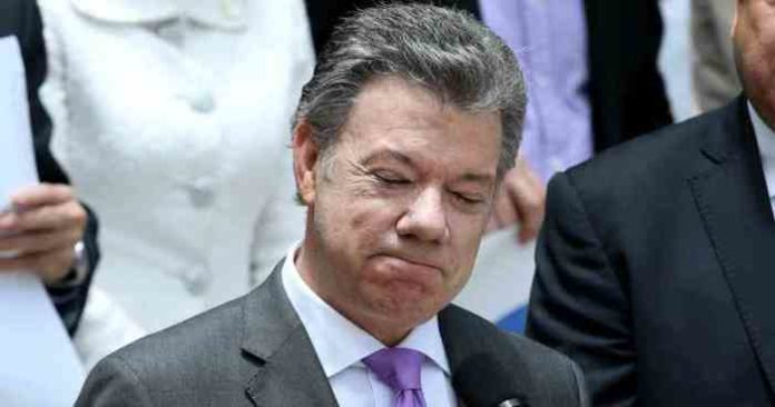 Juan Manuel Santos avion