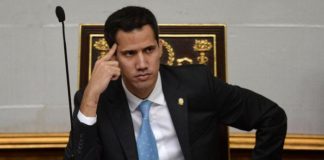 Juan Guaidó emabrrado