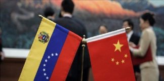 China respalda el diálogo en México y repudia sanciones contra Venezuela