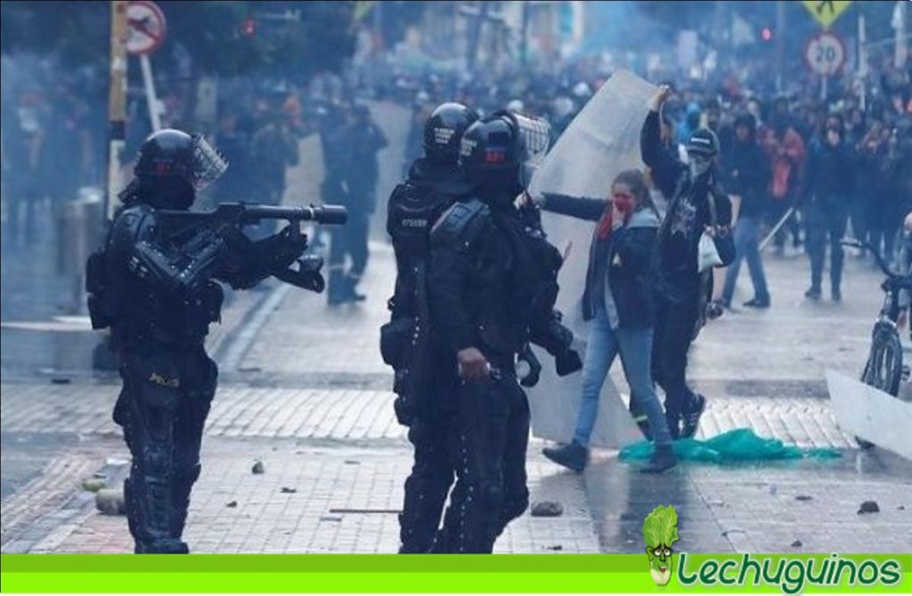 Duque anuncia reforma policial tras más de 60 muertos en protestas