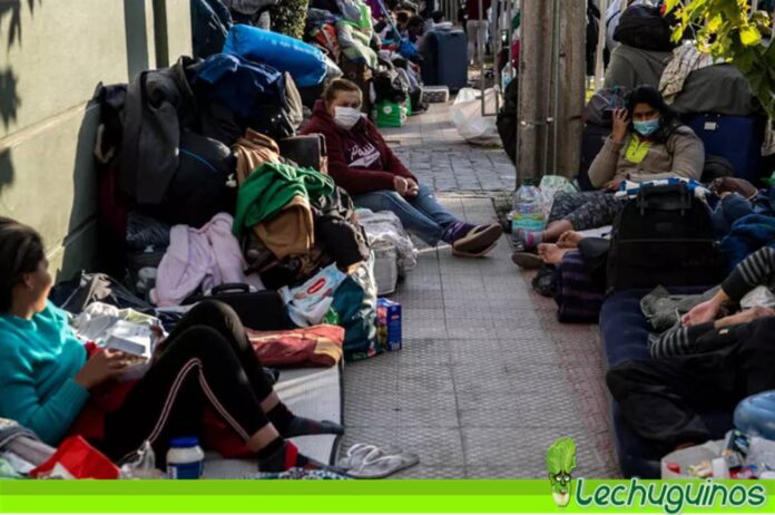 Canciller de Chile confesó que seguirán deportando venezolanos