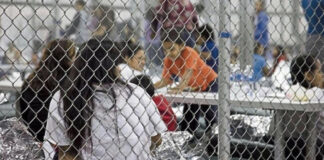 Estados Unidos envía a niños migrantes a bases militares