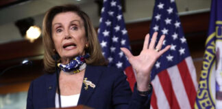 Pelosi exige investigar histerectomías forzadas a migrantes en EEUU