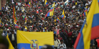Ecuatorianos se moviliza en contra del gobierno de Lenin Moreno