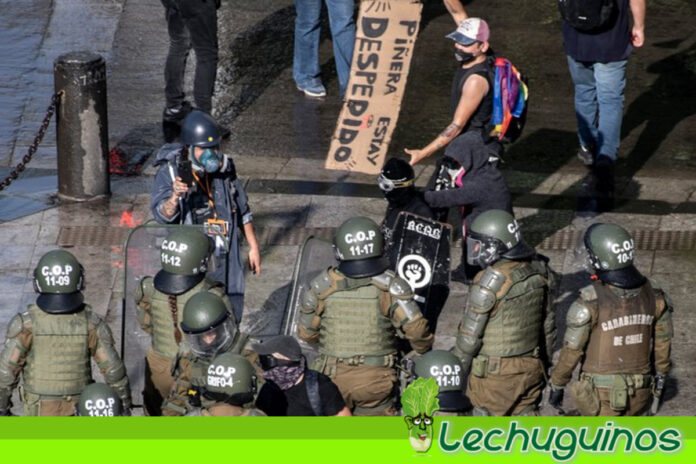 Cientos de manifestantes piden en Chile la renuncia de Piñera