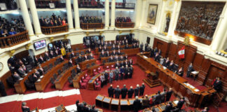 Congreso peruano sin acuerdo para designar presidente tras renuncia de Merino