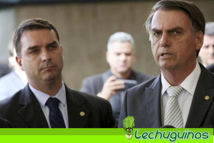 Imputan por casos de corrupción al hijo mayor de Bolsonaro