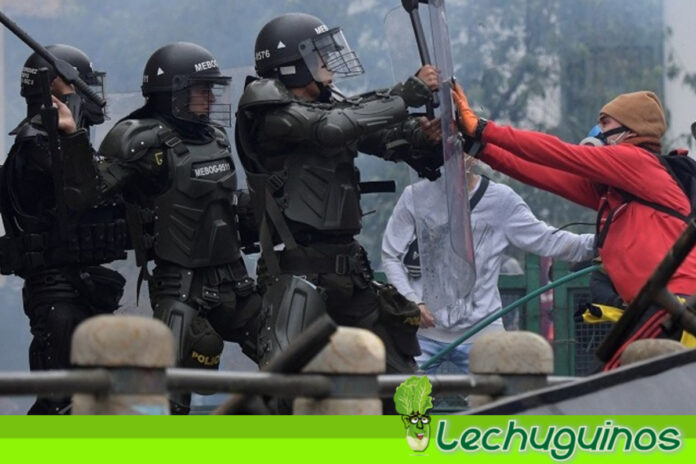 Policía de Duque no cesa represión de protestas contra el Gobierno colombiano