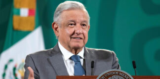 AMLO: Pedro Castillo sigue siendo el presidente de Perú