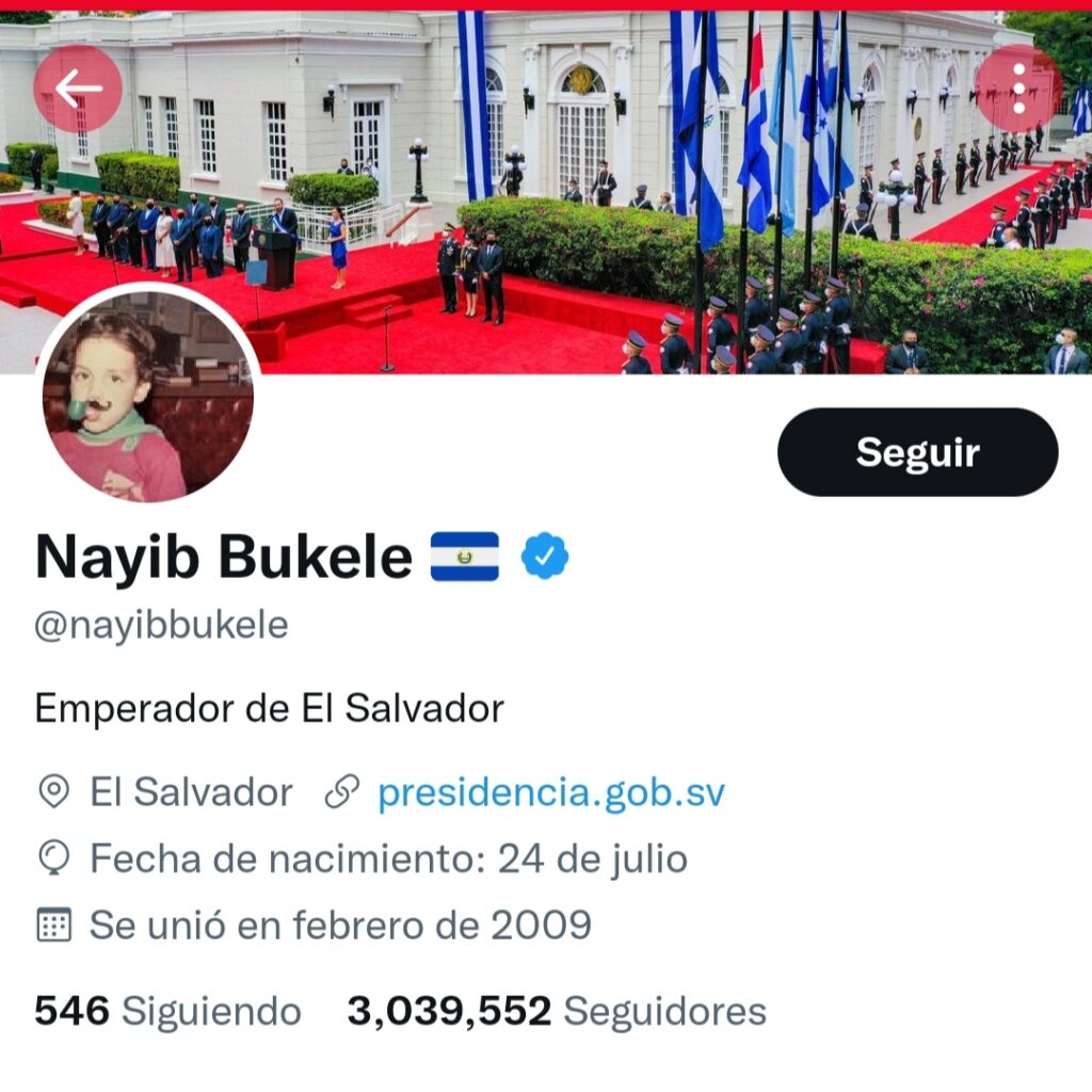 nayib Bukele emperador