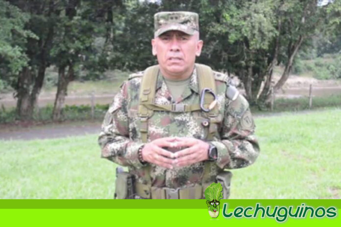 Un general del Ejército de Colombia admite su alianza con narcos