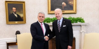 Duque le suplica a Biden que compre petróleo a Colombia y no a Venezuela
