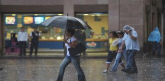 Ciclón Tropical 2 disminuye intensidad tras paso por Trinidad y Tobago
